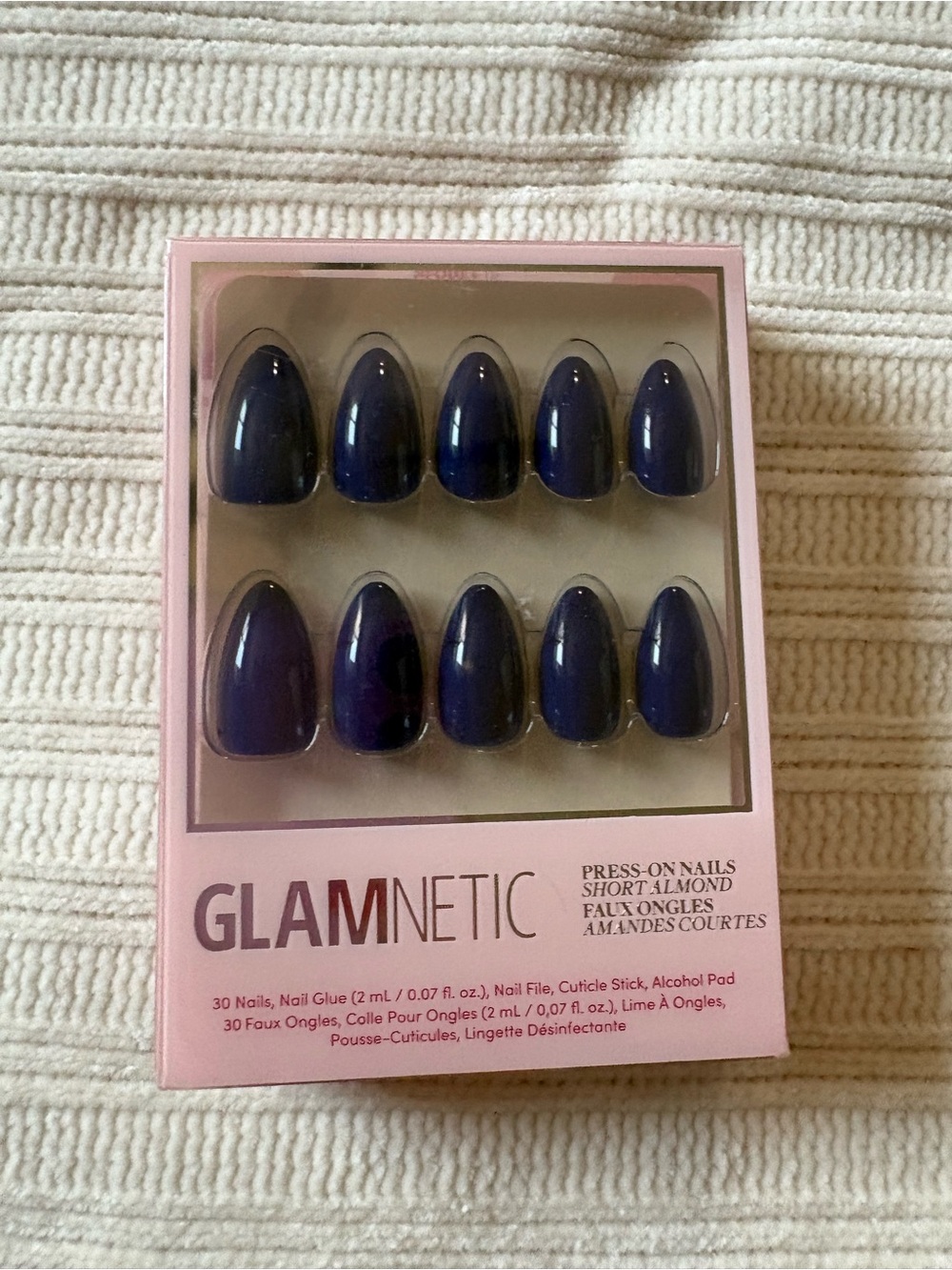 Glamnetic Press-On Short Almond Nails in Midnight Blue